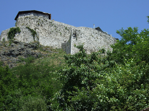 Крепость Добой